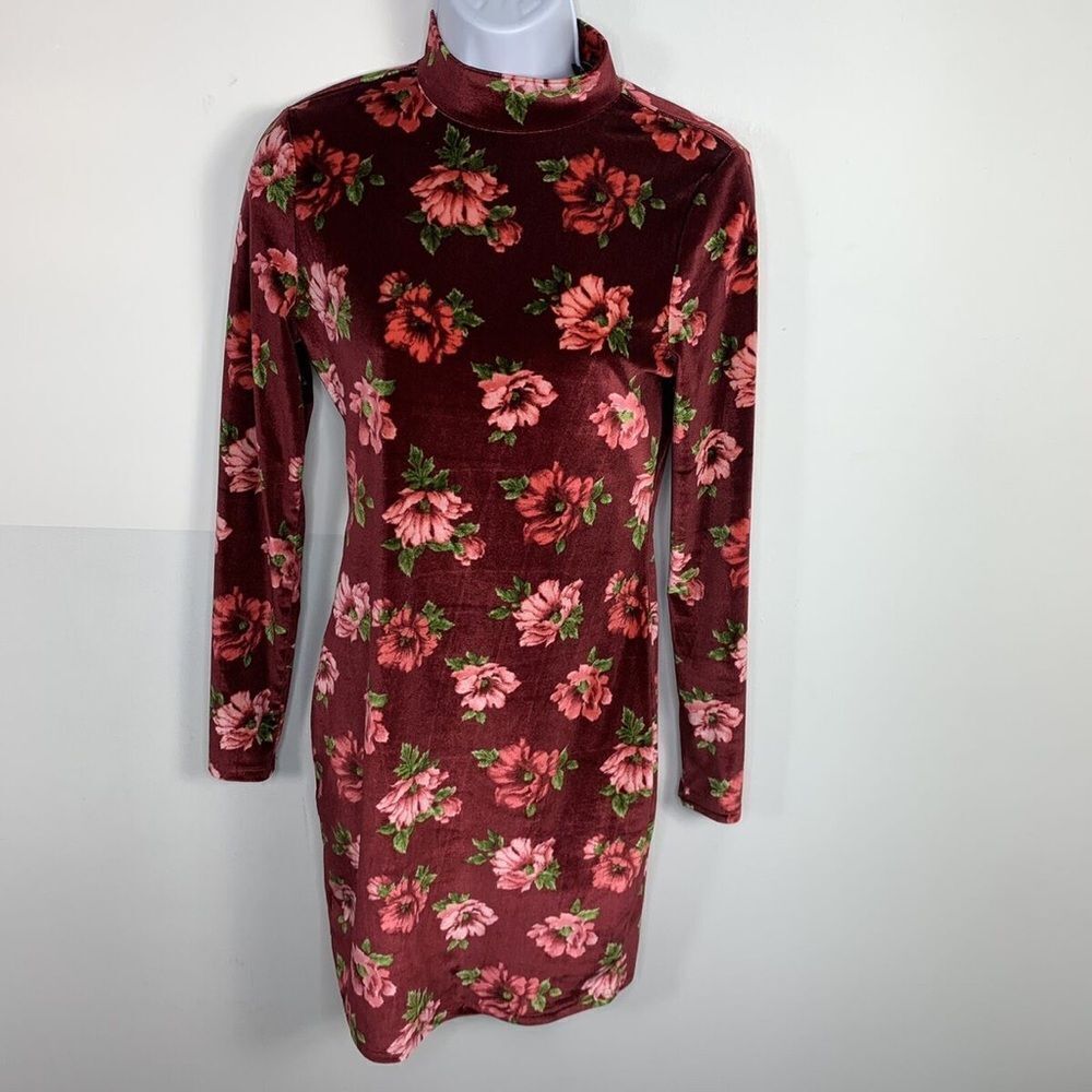 Forever 21 Red Floral Bodycon Dress - Small, Long Sleeve, Perfect Fit!